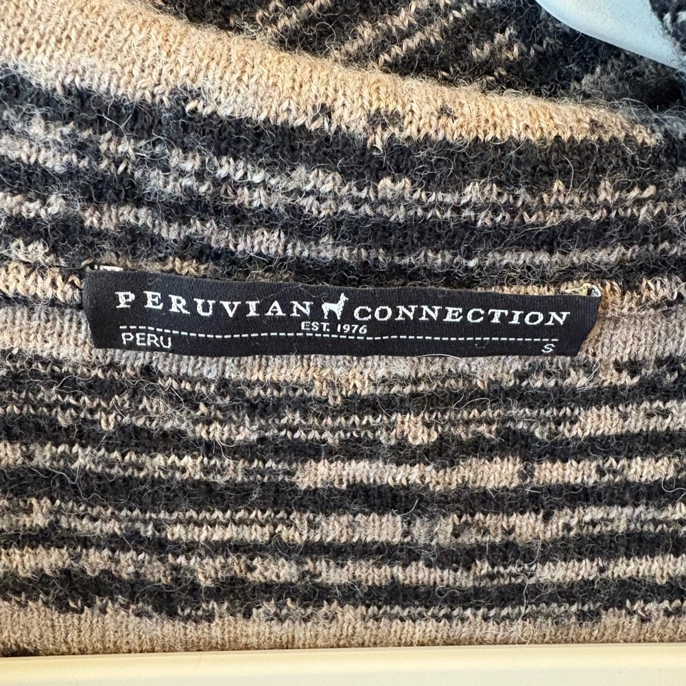 Peruvian Connection Alpaca/Wool Cardigan - Picture 2 of 4
